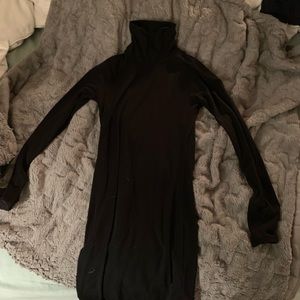 Turtle neck dress, body fit